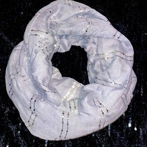 Like new maurices infinity scarf❣️